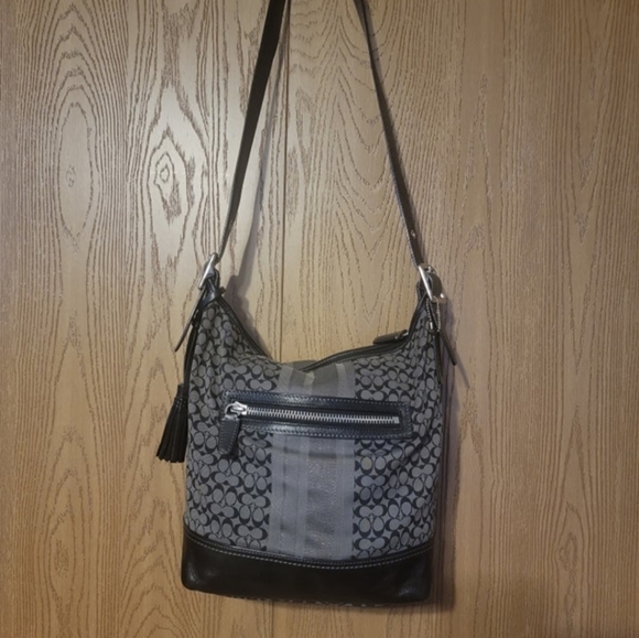 Coach Purse with Logo Canvas - Picture 4 of 13